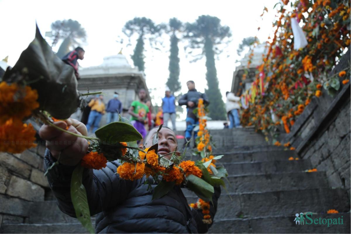 haribodhini at pashupati (7).jpeg